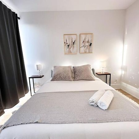 Elegant Suites - City Views, Lake View, Free Parking Toronto Luaran gambar